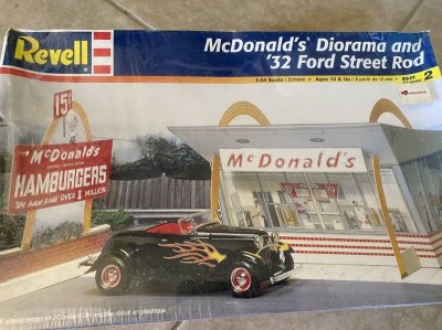 画像3: Ravell McDonald’s diorama 32 street rod with box