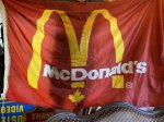 画像1: McDonald’s  Canada Flag マクドナルド　カナダ　大きな旗　フラッグ (1)