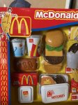 画像2: McDonald’s kids play food set with box マクドナルドの箱入りプレイフードセット (2)