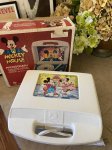 画像2: Disney Mickey Mouse  Records Player With Box / ディズニーのミッキーマウス　レコードプレーヤー  (2)