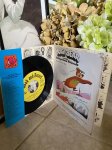 画像1: Hanna 　Barbera Yogi  Record With Short Story Book / ハンナバーベラ　ヨギベア　レコード　絵本付き (1)