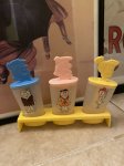 画像1: Hanna Barbera Flintstones Popcicle Ice Molds With stand / フリントストーンズ、スタンド付きポプシクル　アイス型　 (1)