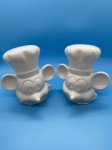 画像1: Disney Mickey Mouse ceramic  Salt&Pepper set / ディズニーのミッキーマウス、陶器製ソルト＆ペッパー入れ　 (1)