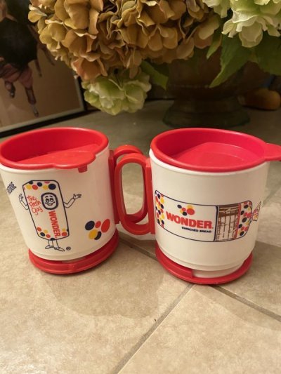 画像1: Wonder Bread Plastic Mug With Lid  / ワンダーブレッド　プラスチック製　マグ