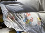 画像2: Hanna Barbera Flintstones Flat  Sheet  / ハンナバーベラ、フリントストーンズのフラットシーツ下にイラスト(B) (2)