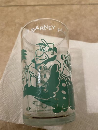 画像1: Hanna Barbera Flintstones Green Fred&Barney Play Golf Glass 1962 /  フリントストーン　グリーン、フレッド＆バーニー　ゴルフグラス　(H)