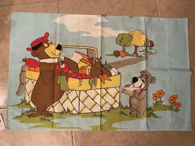 画像1: Hanna Barbera Yogi Bear & Boo Boo Pillow Case / ハンナバーベラ、ヨギベア&ブーブーのピローケース　枕カバー