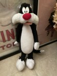 画像1: Looney Tunes  Sylvester Plush Doll /ルーニーチューンズ　シルベスター　ぬいぐるみ 1994年 (1)