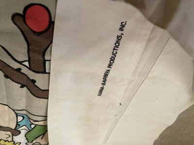 画像2: Hanna Barbera Flintstones Pillow Case / ハンナバーベラ、フリントストーンズ　ピローケース　下にイラスト