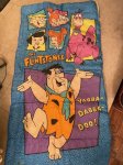 画像1: Hanna barbera Flintstones Sleeping Bag Blanket / ハンナバーベラのフリントストーンズ、のスリーピングバッグ、ブランケット (1)