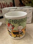 画像4: Dairy Queen Dennis The Menace Ceramic 2 Mugs Set With Box  1993 (A) / ディリークィーン　デニス　ザ　メナス　箱入り陶器製マグ　2個セット(A) (4)