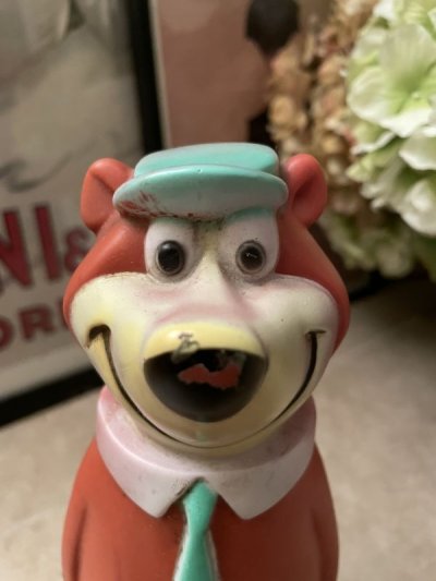 画像1: Hanna Barbera Yogi Bear Sanitoy Squeak Doll / ハンナバーベラ　ヨギベア　ソフビドール　1979年