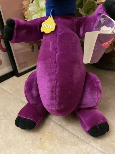 画像2: Hanna Barbera Flintstones  DAKIN large Dino  Doll  with  Tag 1993 / フリントストーンズ　DAKIN ディノ　大きめタグ付きドール