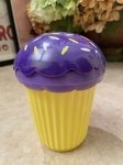 画像2: Denny’s restaurant plastic purple cupcake  drink cup  / デニーズ　プラスチック製 カップケーキ　パープルxイエロー (2)