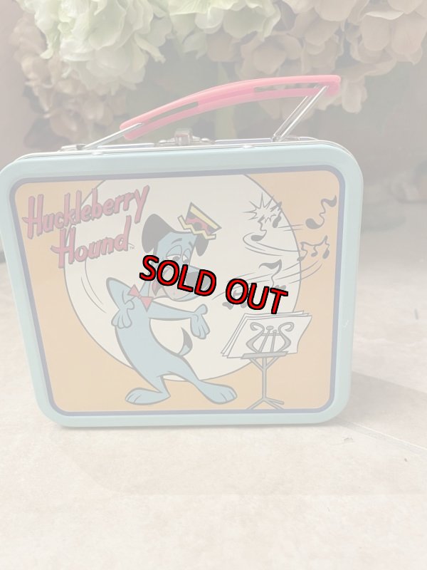 画像1: Hanna Barbera Huckleberry Hound Mini Tin Yellow Lunch Box(B)  / ハックルベリーハウンド　イエロー ティン製　ミニ　ランチボックス缶 (1)