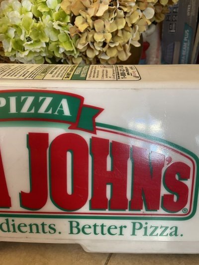 画像1: Papa Johns Pizza Delivery Plastic Sign / パパジョーンズ　ピザ　プラスチック製デリバリー用サイン