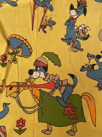 画像2: Hanna Barbera Huckleberry Hound  Flat Sheet  Yellow / ハンナバーベラ　レア！！　ハックルベリーハウンド　フラットシーツ