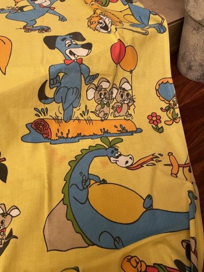 画像3: Hanna Barbera Huckleberry Hound  Flat Sheet  Yellow / ハンナバーベラ　レア！！　ハックルベリーハウンド　フラットシーツ