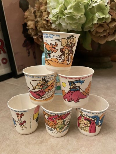 画像2: Hanna Barbera Flintstones & Jetsons Cup Dispenser With Box   1990  / フリントストーン＆ジェットソン　箱付きカップ　ディスペンサー