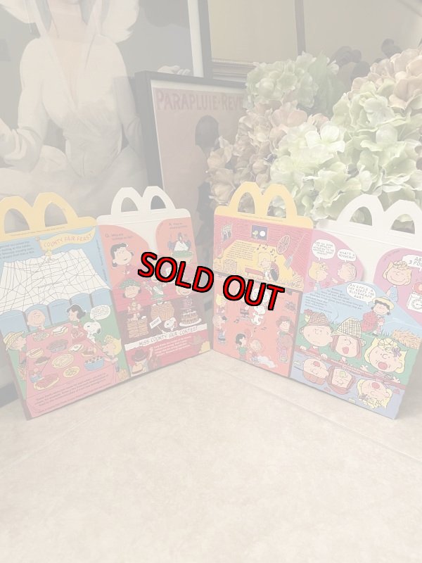 画像1: McDonald’s  Snoopy happy  Meal box set of 2 (A) / マクドナルドのスヌーピーハッピーミール箱　2箱セット (1)