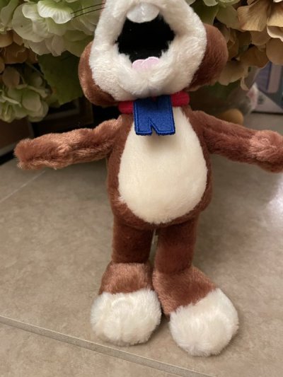 画像2: Nestle Nesquik Bunny Plush Doll Small  / ネスレ　ネスクィック　バニー　ぬいぐるみ　ドール