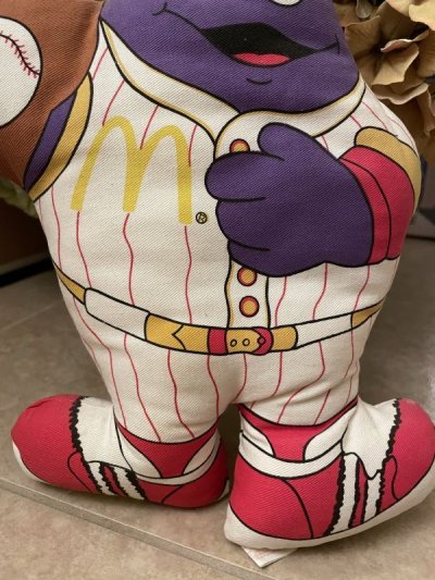 画像2: McDonald’s Grimace Baseball Pillow Doll  1988  / マクドナルドの野球グリマス、ピロードール　80‘s