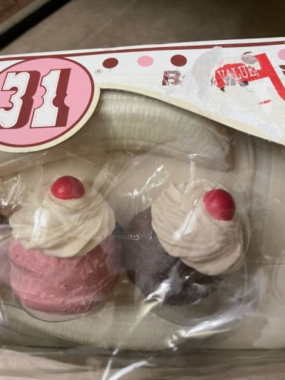 画像1: 31 Baskin Robbins Ice Cream Play Food Set 1987 / バスキン　ロビンス　プレイフードセット　レア！！