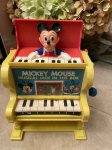 画像1: Disney Mickey Mouse Piano jack in the box / ディズニーのミッキーマウス　ピアノ型ジャックインザボックス　びっくり箱 (1)