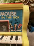 画像6: Disney Mickey Mouse Piano jack in the box / ディズニーのミッキーマウス　ピアノ型ジャックインザボックス　びっくり箱 (6)