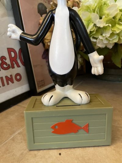 画像2: Looney Tunes  Sylvester DAKIN Plastic Coin Bank 1971 / ルーニーチューンズ　シルベスター　プラスチック製の貯金箱1971年