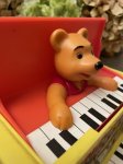 画像11: Disney Pooh Piano Musical Box jack in the box / ディズニーのクマのプー　ピアノ型　ミュージックボックス　ジャックインザボックス　びっくり箱 (11)