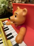 画像10: Disney Pooh Piano Musical Box jack in the box / ディズニーのクマのプー　ピアノ型　ミュージックボックス　ジャックインザボックス　びっくり箱 (10)