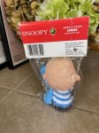 画像3:  Soopy Linus Vinyl Squeak Doll With Bag / ピーナッツ　ライナス　袋入りソフビドール (3)