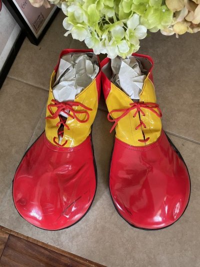 画像1: McDonald’s Ronald red and yellow shoes  / マクドナルド、ロナルドのビニール靴　シューズ　