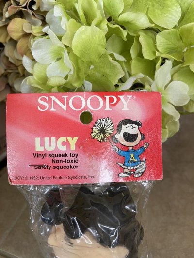 画像2:  Soopy Lucy Vinyl Squeak Doll With Bag / ピーナッツ　ルーシー　袋入りソフビドール