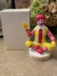 画像1: McDonald’s Ronald plastic doll coin bank with box / マクドナルド、ロナルドのプラスチック製ドール　箱入り貯金箱 (1)