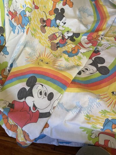 画像2: Disney Mickey Mouse Flat  sheet 60‘s / ディズニーのミッキーマウス　フラットシーツ