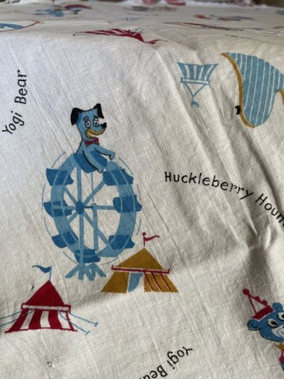 画像3: Huckleberry Hound & Yogi Bear fabric sheet　/ ハンナバーベラ　レア！ハックルベリーハウンド&ヨギベア  布　ファブリック