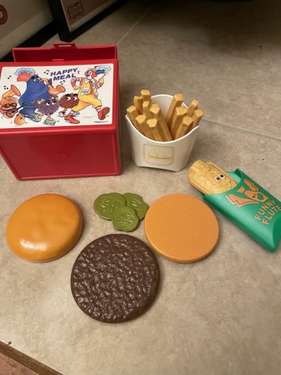 画像3: McDonald’s Fisher Price Happy Meal Lunch box with play food set 1989 / マクドナルド、フィッシャープライスのハッピーミールトイ  プレイフードセット