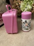 画像4: Mickey & Minnie Lunch Box With Thermos / ミッキー＆ミニーのプラスチック製　ランチボックス 水筒付き、60年代 (4)