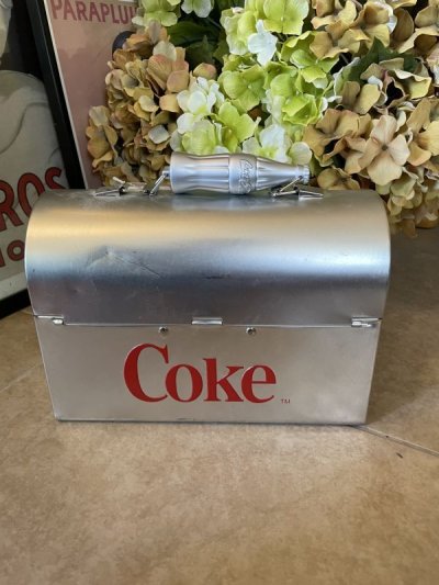 画像1: Coca Cola aluminum Tin Lunch Box with Tag  / コカコーラ　アルミ製　タグ付きランチボックス