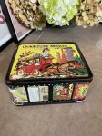 画像9: Huckleberry Hound  Yogi Bear Tin Lunch Box 1961 (A) / ハックルベリーハウンド、ヨギベア　ティン製　ランチボックス缶 (9)