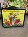 画像1: Huckleberry Hound  Yogi Bear Tin Lunch Box 1961 (A) / ハックルベリーハウンド、ヨギベア　ティン製　ランチボックス缶 (1)