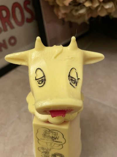 画像1: Whirley Sippy Straw Mow Cow yellow Creamer Bottle (B)  / モーカウ　クリーマー　ボトル