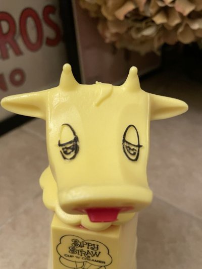 画像1: Whirley Sippy Straw Mow Cow yellow Creamer Bottle (A)  / モーカウ　クリーマー　ボトル