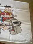 画像3: Hanna Barbera Flintstones Pillow Case / ハンナバーベラ、フリントストーンズ　ピローケース　下にイラスト (3)