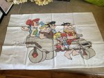 画像1: Hanna Barbera Flintstones Pillow Case / ハンナバーベラ、フリントストーンズ　ピローケース　下にイラスト (1)