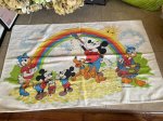 画像1: Disney Mickey Mouse Pillow Case  60‘s (C) / ディズニーのミッキーマウス　ピローケース　枕カバー (1)