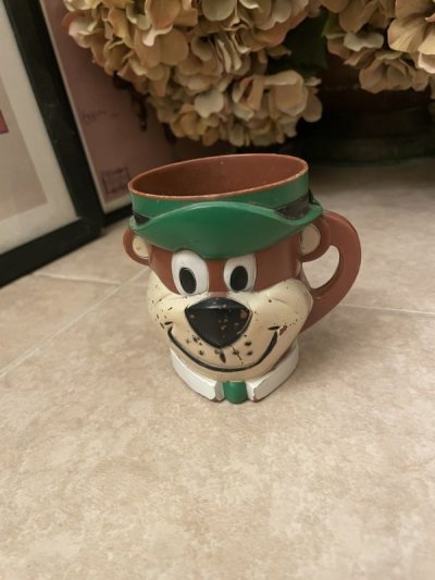 画像1: Hanna Barbera Yogi Bear plastic face mug (A)  / ハンナバーベラ　ヨギベア　プラスチック製　フェイスマグ