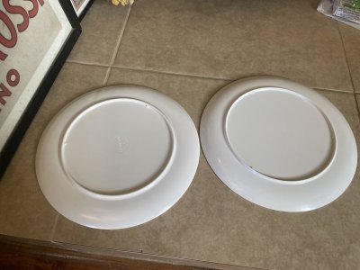 画像3: McDonald’s Plastic Plate set of 2 (A) / マクドナルドのプラスチック製、プレート2枚セット、春＆秋